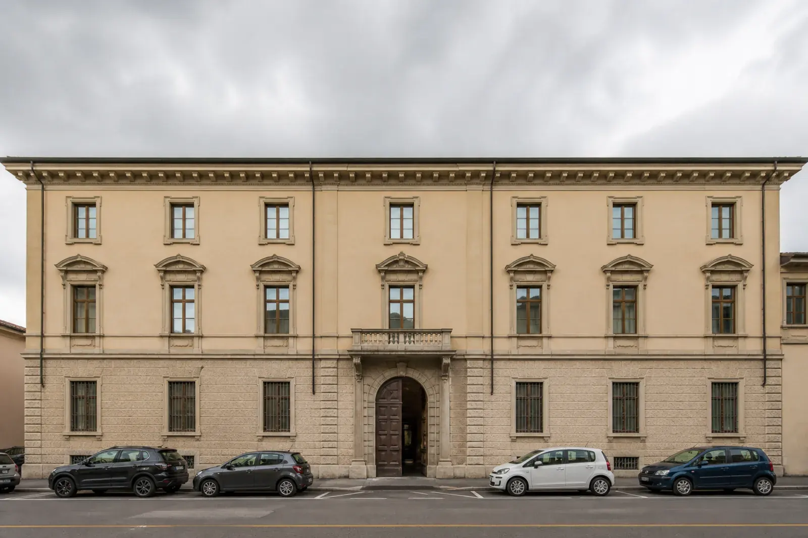 Dopo: Sabbiatura facciate: prima e dopo l'intervento